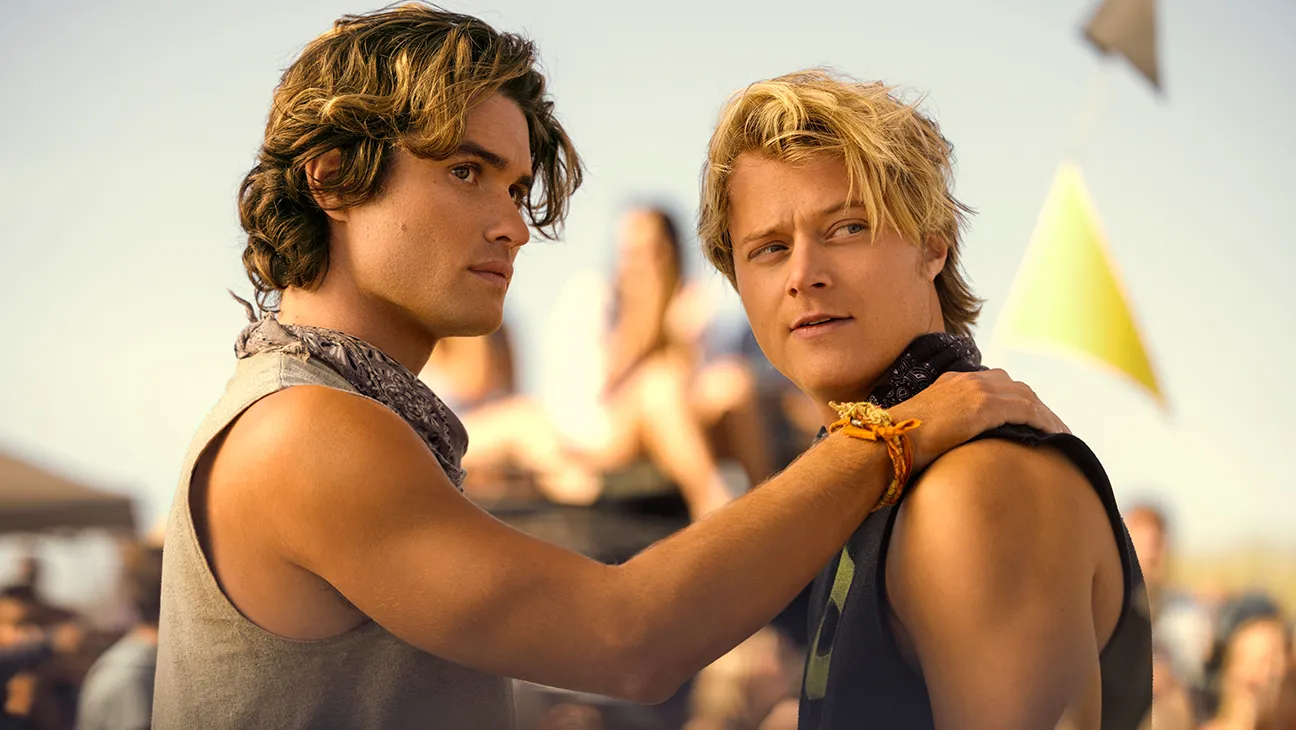 Chase Stokes and Cast Ready for Outer Banks Farewell